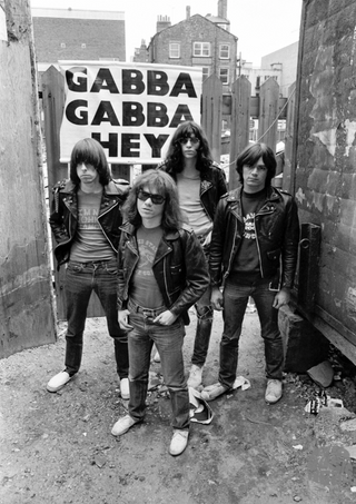 Ramones, Gabba Gabba Hey, 1977