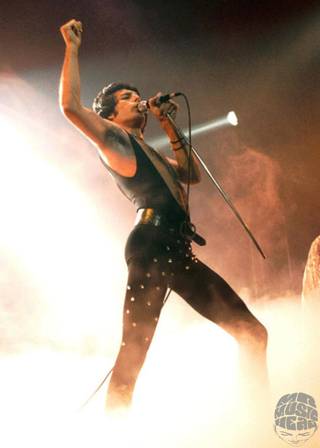 Freddie Mercury, Queen, 1974