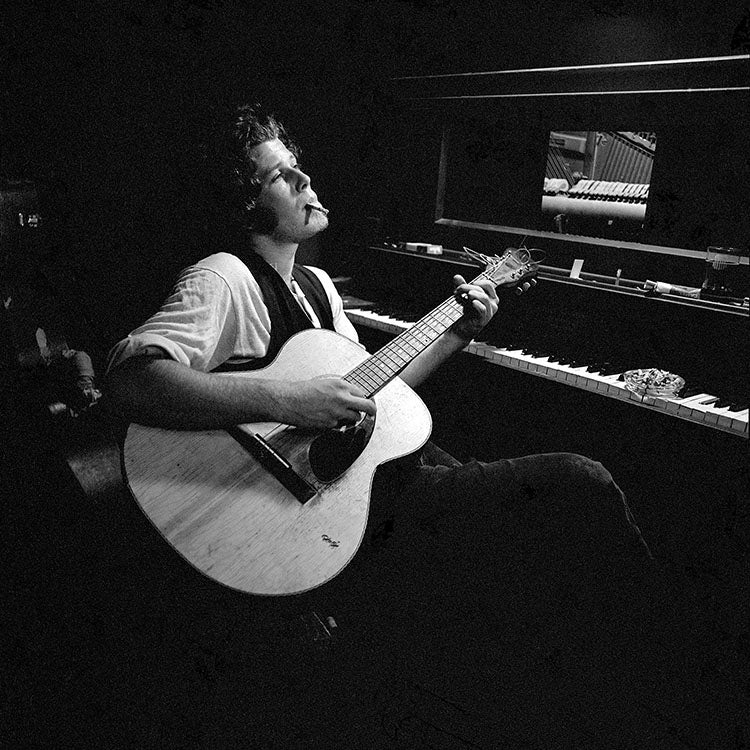 Tom Waits – Musichead Gallery