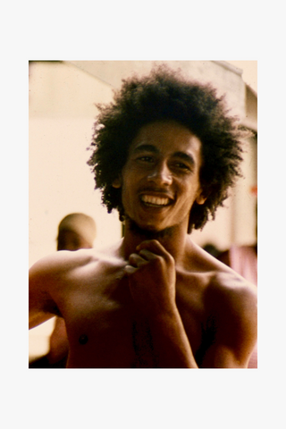 Bob Marley, Grin, Kingston, 1973