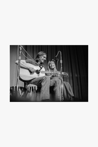 Joni Mitchell and James Taylor, Smiling, Colden Auditorium, Queens College, New York City, 1970