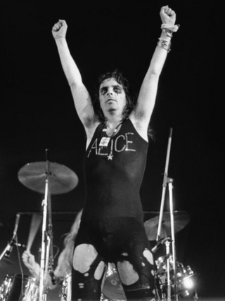 Alice Cooper, 1973 by Barrie Wentzell