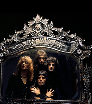 Queen, 1974